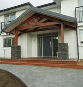 Southern Ledgestone profile in Wanaka Blend colours