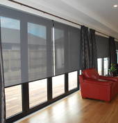Combining Sunscreen Roller Blinds with Curtains