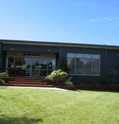 pauanui beach house renovation