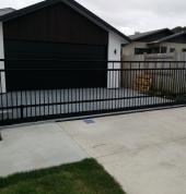 Lines Defined Ltd New Plymouth City (4312) Glass Pool Fences 3_small